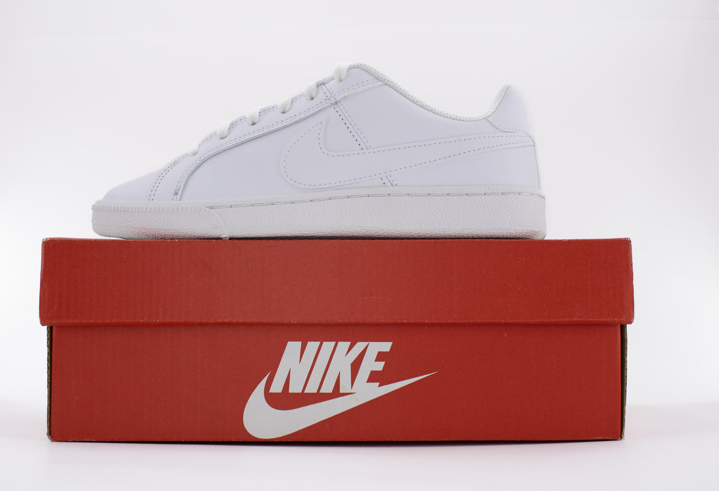 Tenis Nike Court Royale