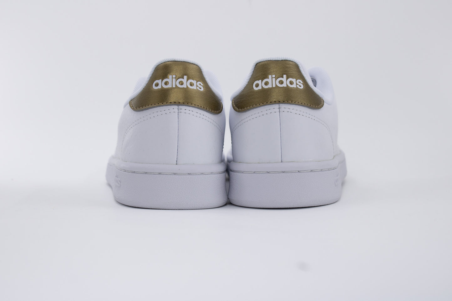 Tenis Adidas Advantage