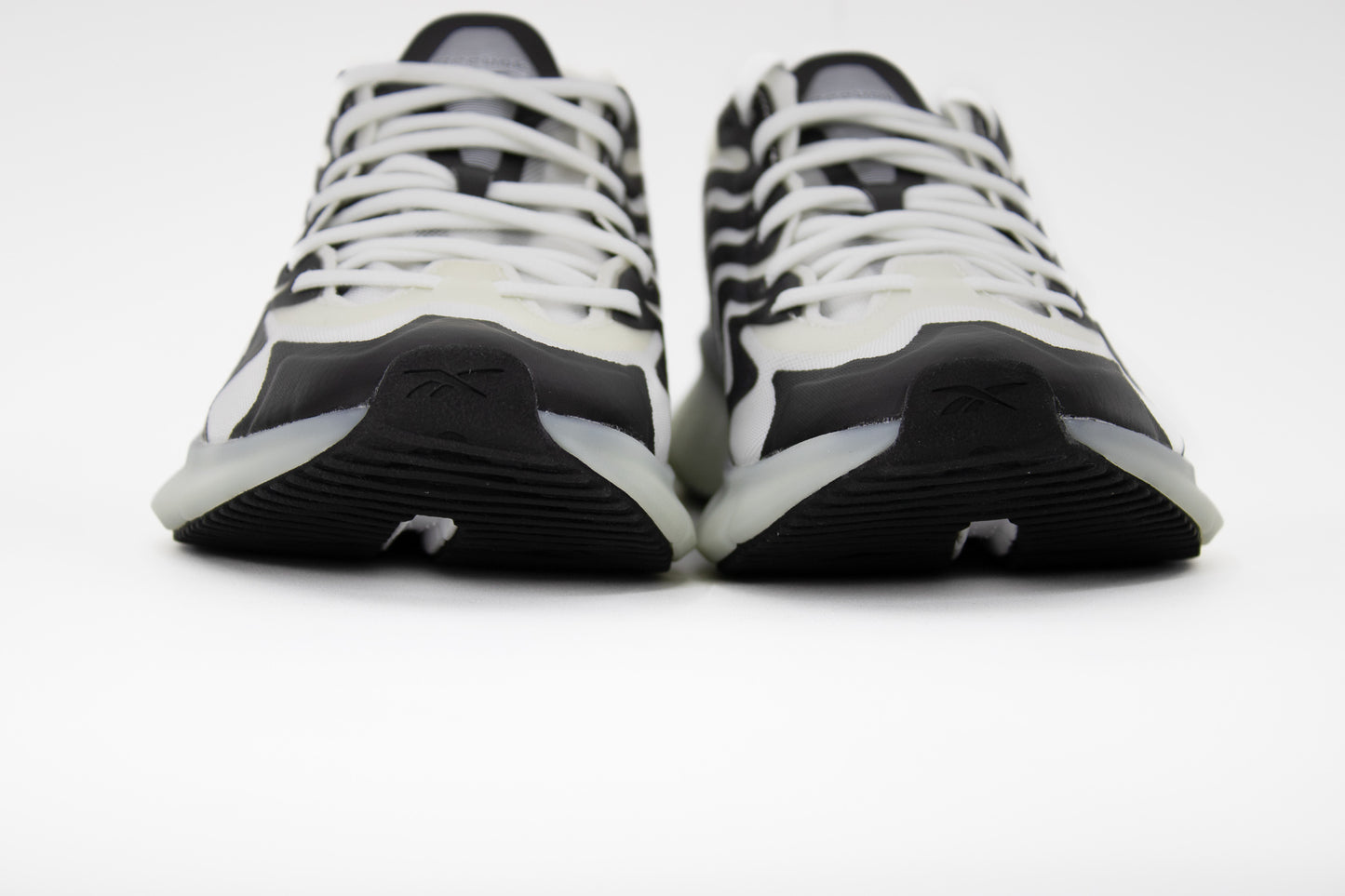 Tenis Reebok Zig Kinetica 21