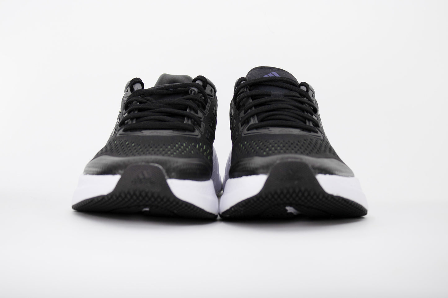 Tenis Adidas Questar