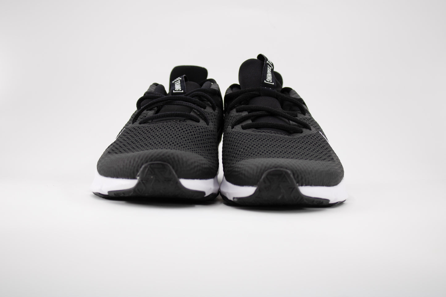 Tenis Nike Legend Essential